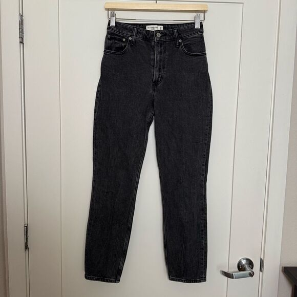 Abercrombie & Fitch The Mom High Rise Jeans Sz 25 0L Black Curve Love Denim - Picture 1 of 13